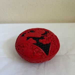 Vintage Red Black Lacquered Carved Canes Floral Asian Round Trinket Box W/ Lid